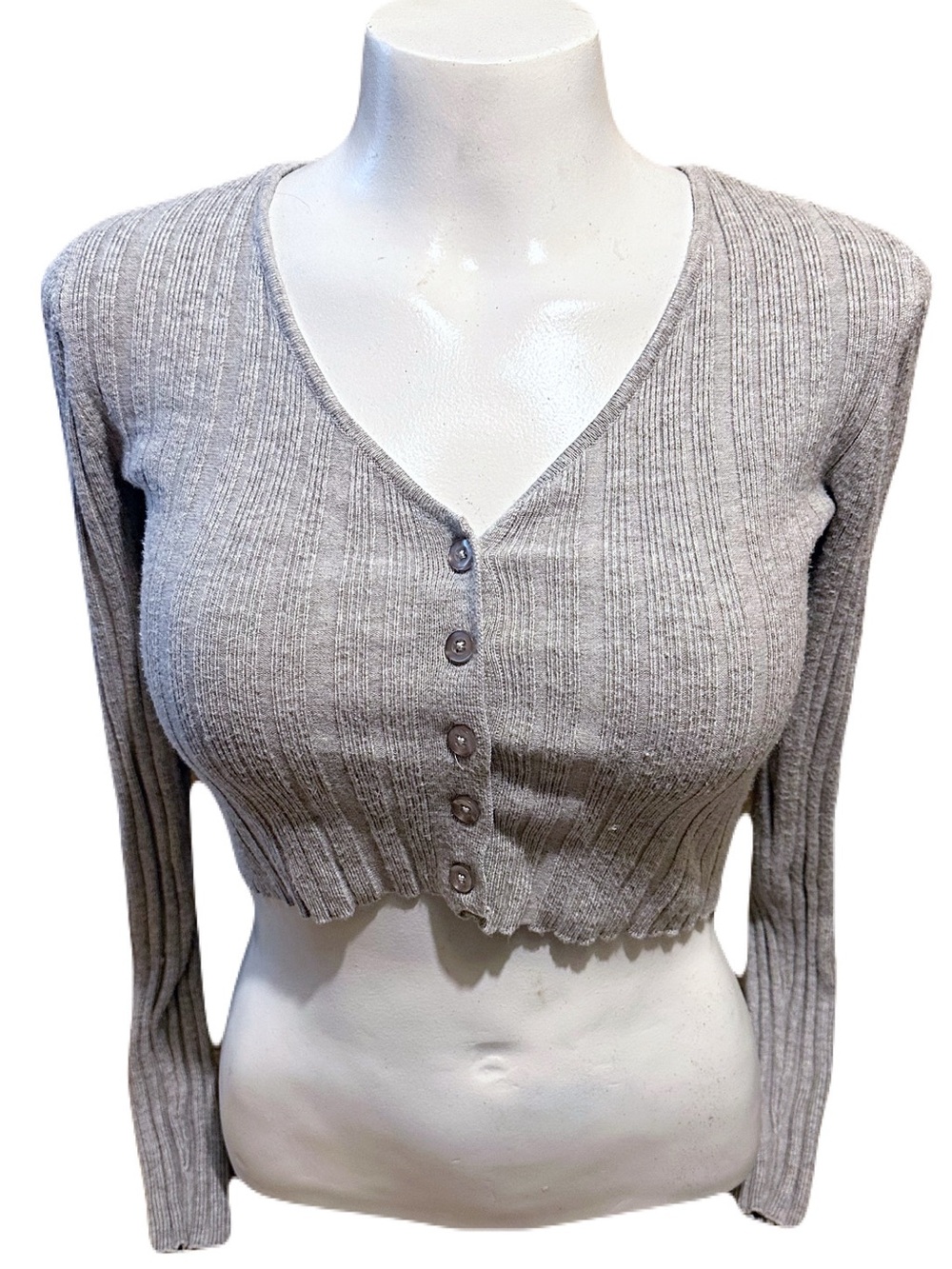 Bluenotes Ribbed V-Neck Button-Front Crop Sweater - Light Gray